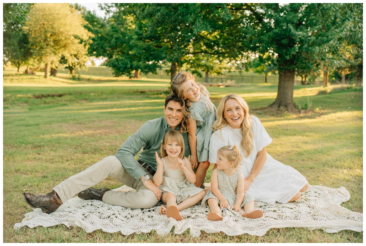 When in doubt, ask me for tips on how to dress for spring or summer family photos