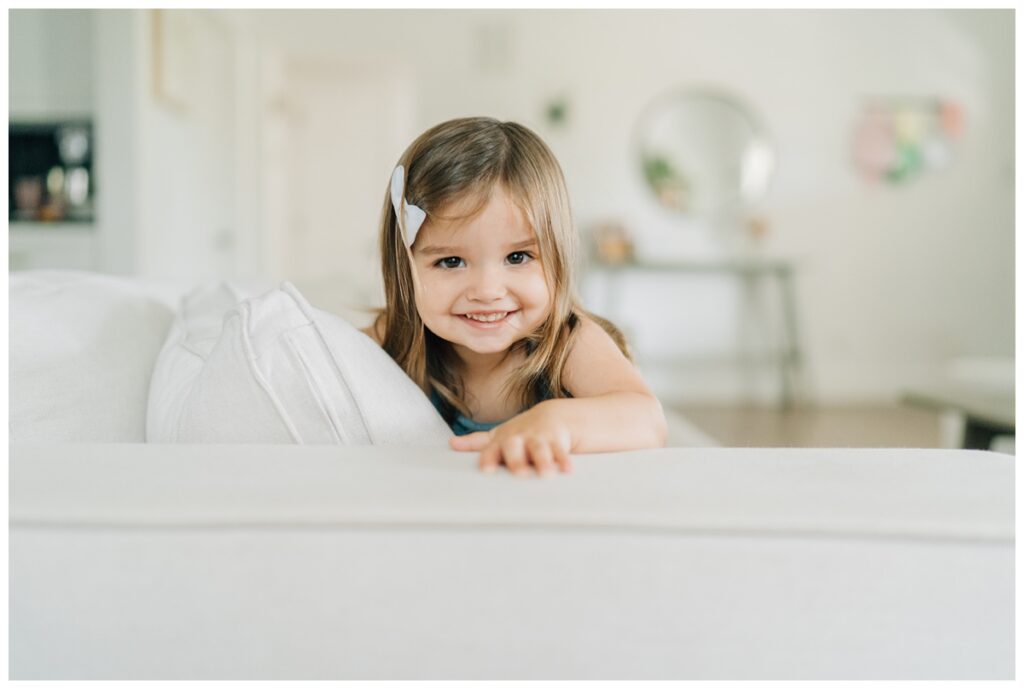 toddler girl in-home photo session